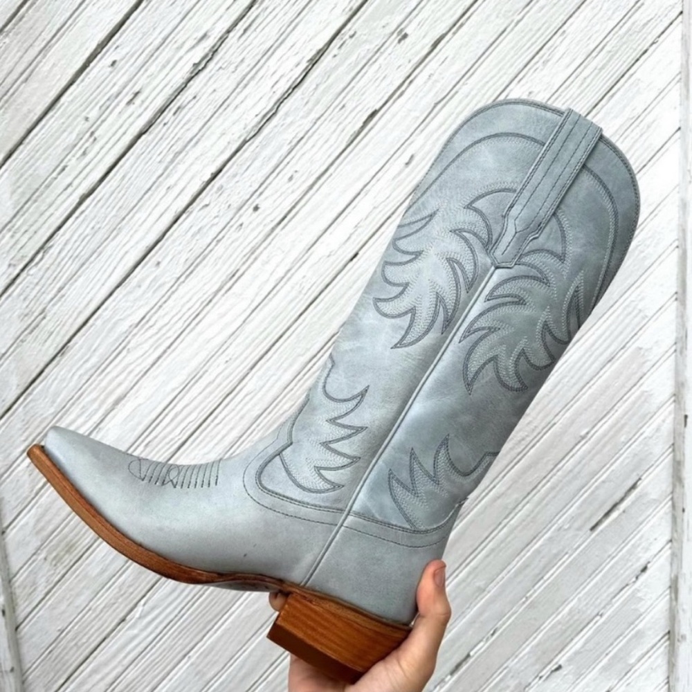 🩵ISO Tecovas Slate Blue Annie Boots